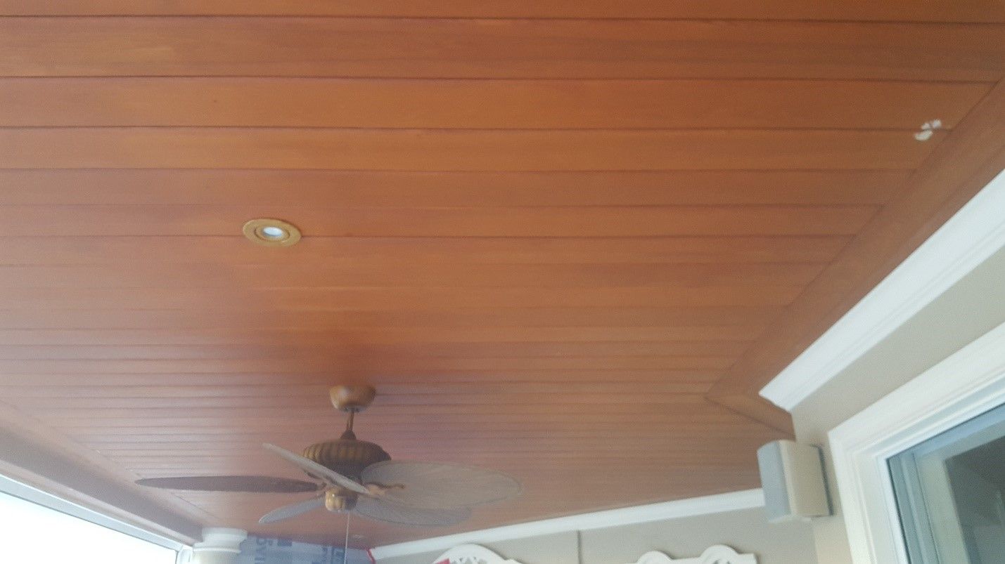 wooden ceiling 