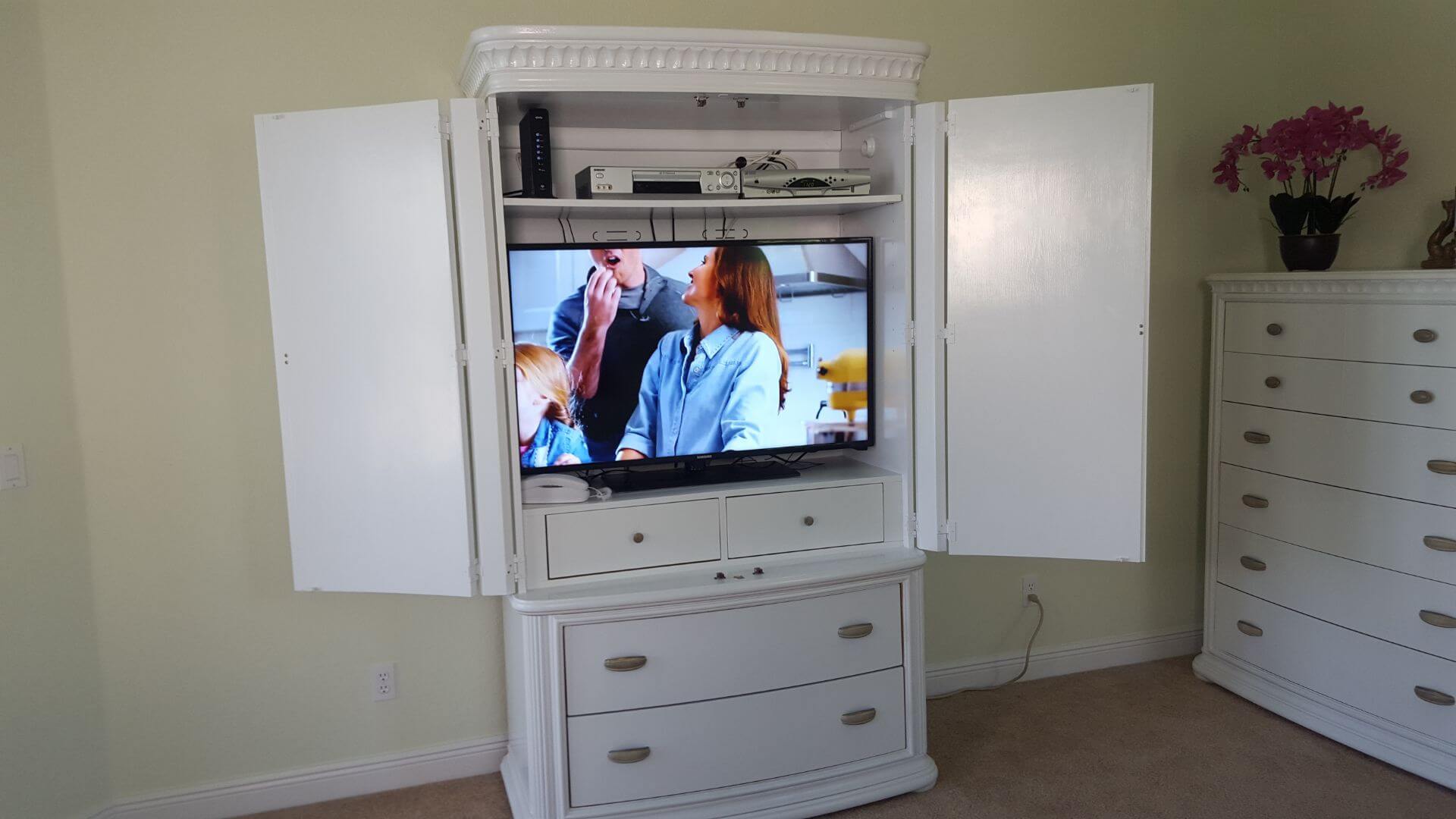 painted tv cabinet 